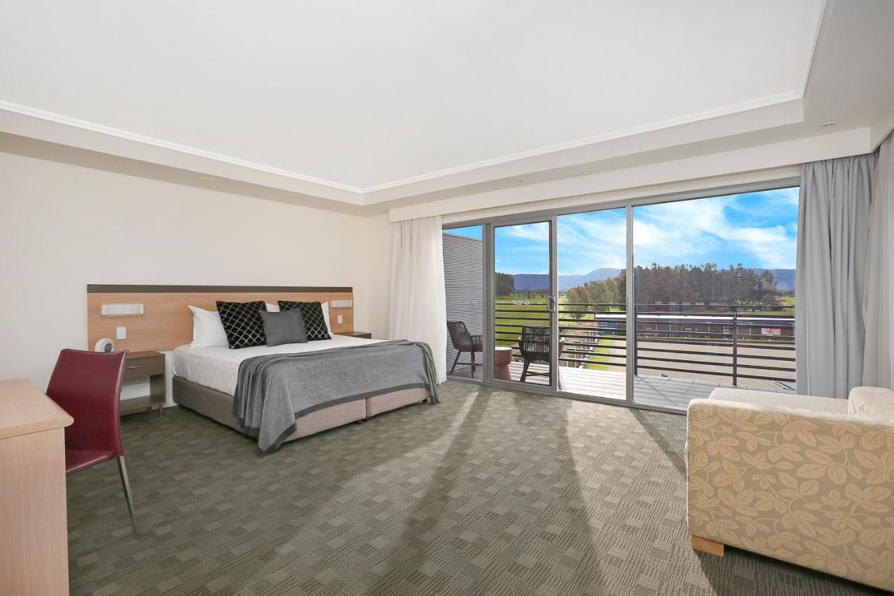 Springs Shoalhaven 4*